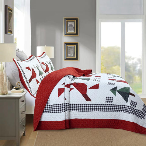 MarCielo 3 Piece Christmas Quilt Set