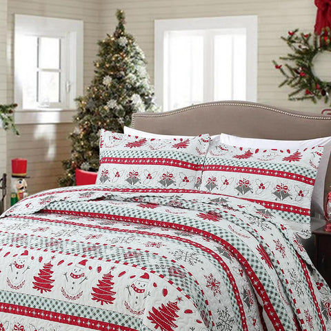 MarCielo 3 Piece Christmas Quilt Set