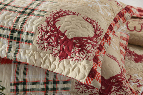 MarCielo 3 Piece Christmas Quilt Set