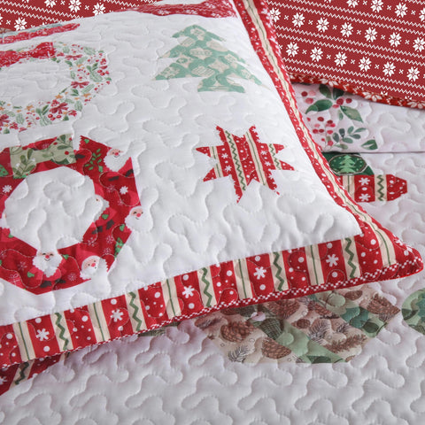 MarCielo 3 Piece Christmas Quilt Set