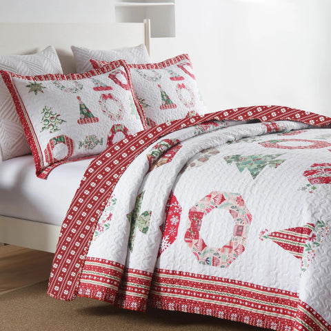 MarCielo 3 Piece Christmas Quilt Set