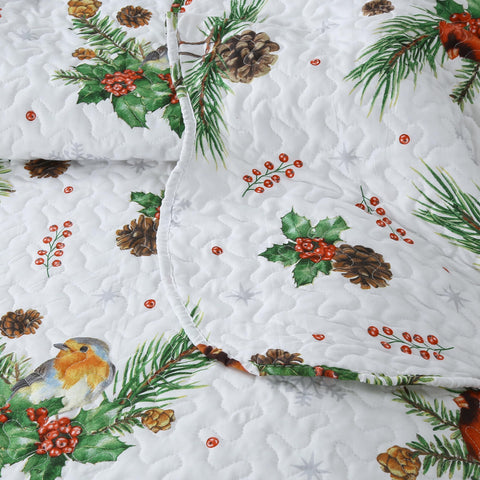 MarCielo 3 Piece Christmas Quilt Set